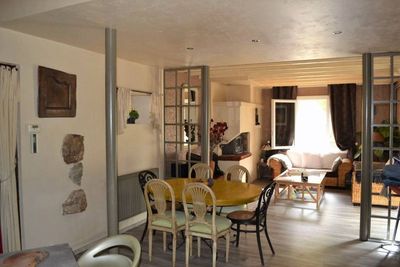 Maison de hameau rénovée T5. Campagne de Tence.