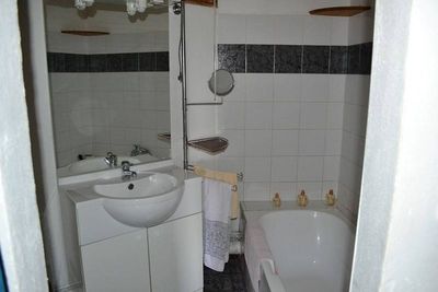 Ferme authentique du Mézenc, 1.4Ha de terrain, entièrement rénovée