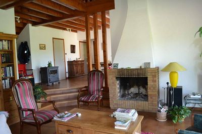 Maison à l'orée du village de St Agrève dans bel environnement campagnard