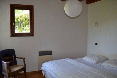 Maison à l'orée du village de St Agrève dans bel environnement campagnard