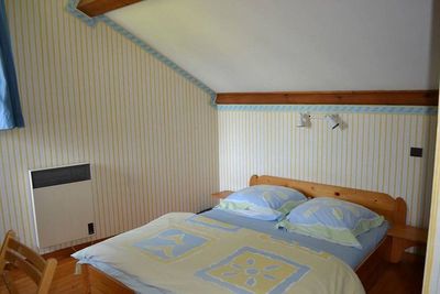 Maison à l'orée du village de St Agrève dans bel environnement campagnard