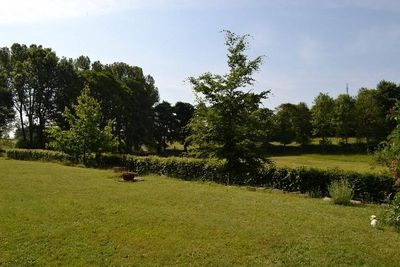 Maison à l'orée du village de St Agrève dans bel environnement campagnard