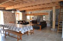 Corps de ferme dans la campagne de Tence