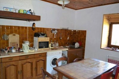 Maison de village. Campagne de Devesset.