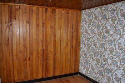 Saint Front. Maison de village en partie rénovée