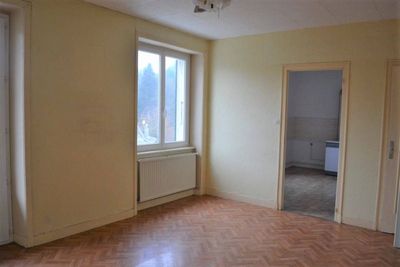 Appartement proche centre ville avec balcon au Chambon sur Lignon