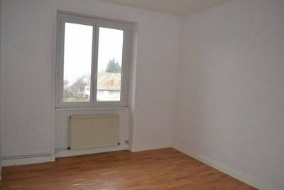 Appartement proche centre ville avec balcon au Chambon sur Lignon