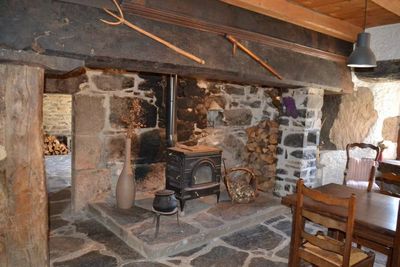 Ancienne ferme de caractère à Saint Jeures