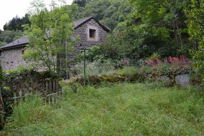 Ensemble immobilier Intres. 10mn de St Agrève