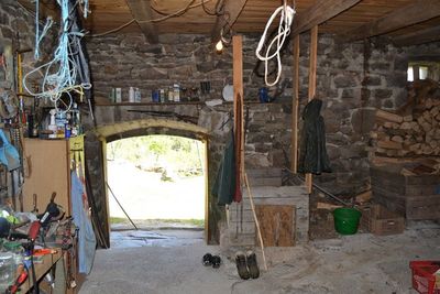 Borée En partie rénovée. Vue. Cachet. Environ 4Ha de terrain.