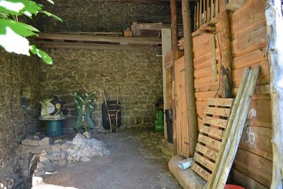 Ferme rénovée sur plus de 1 ha T5 saint bonnet le froid ferme très isolée sur 3.2 ha de terrain boisé