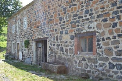 Ferme T6 Fay sur Lignon En campagne. Cachet. Exposition sud.  Ferme 6 Fay sur Lignon En campagne. Cachet. Exposition sud.