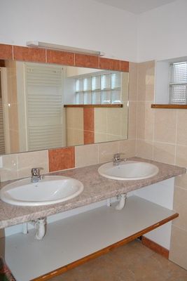 T3 Le Chambon sur Lignon Appartement vide     3 Le Chambon sur Lignon Centre village Appartement vide