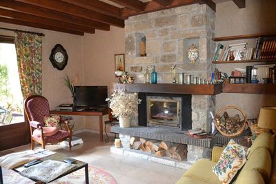 Villa  T3 Le Chambon Sur Lignon Plain pied. Calme. Parcelle boisée.