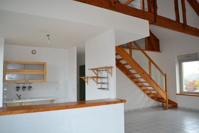 Duplex T4 Tence Duplex 97m² propre. 3 chambres. Cave. Duplex 4 Tence Duplex 97m² propre. 3 chambres. Cave.