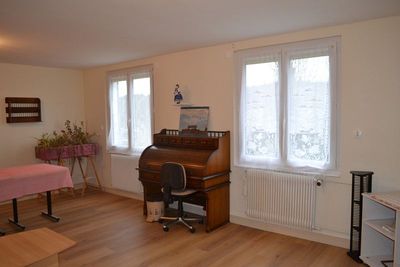 Appartement Le Chambon sur Lignon 100m². 3 chambres. Chauffage central fuel.