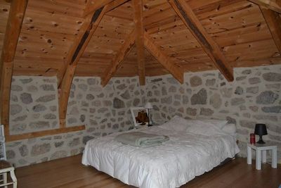 Ancienne ferme rénovée T7 Campagne du Mazet St Voy 4 chambres. Cachet. Pièce de vie avec cheminée