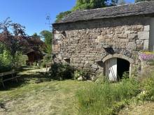 Ferme centre village du Mazet St Voy avec dépendances