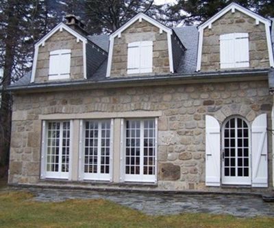 MAISON T6 LE CHAMBON SUR LIGNON MAISON 6 LE CHAMBON SUR LIGNON Haute-Loire