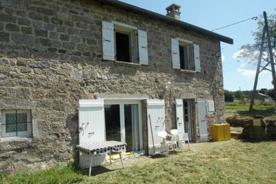 Maison mitoyenne Campagne du Mazet St Voy Petite maison T3 avec jardin