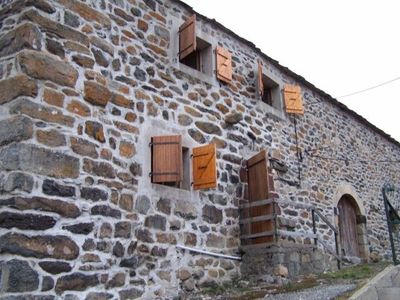 Plus d'un hectare T4 SECTEUR DU MEZENC Ferme à restaurer