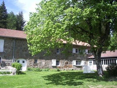Moins d'un hectare T8 DEVESSET Avec gîte classé 3 étoiles Moins d'un hectare 8 DEVESSET Ardèche Avec gîte classé 3 étoiles