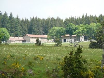 Moins d'un hectare T8 DEVESSET Avec gîte classé 3 étoiles Moins d'un hectare 8 DEVESSET Ardèche Avec gîte classé 3 étoiles