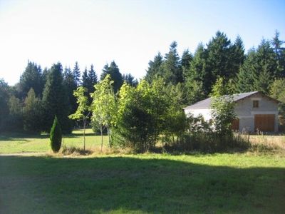 Locaux T2 Saint Agreve Batiment à usuage industriel ou agricole