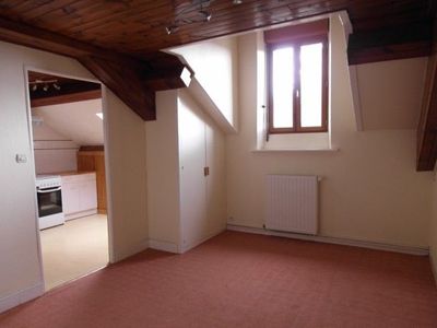 Appartement Le Chambon sur Lignon Appartement rénové T4 au 2ème étage