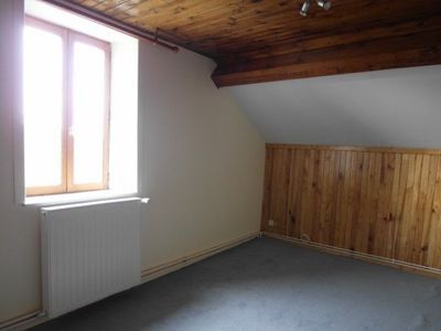 Appartement Le Chambon sur Lignon Appartement rénové T4 au 2ème étage