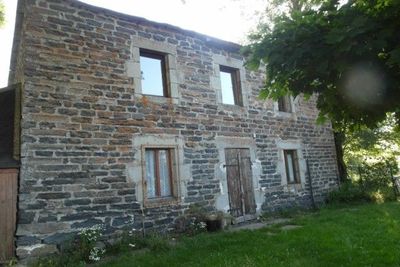 Ferme de hameau Plateau du Mézenc A rafraichir avec environnement exceptionnel Ferme de hameau Plateau du Mézenc A rafraichir avec environnement exceptionnel