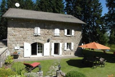 Ferme rénovée T5 Campagne du Chambon sur Lignon 2Ha de terrain avec étang  Ferme rénovée 5 Campagne du Chambon sur Lignon 2Ha de terrain avec étang