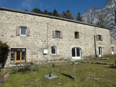 Ferme rénovée Campagne du Chambon sur Lignon Ferme rénovée , nombreuses dépendances, potentiel intéressant Ferme rénovée Campagne du Chambon sur Lignon Ferme rénovée , nombreuses dépendances, potentiel intéressant