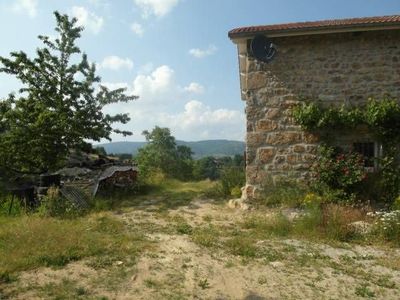 Ferme rénovée T8 Saint Jeure D'Andaure En pleine campagne, vue dominante Ferme rénovée 8 Saint Jeure D'Andaure En pleine campagne, vue dominante