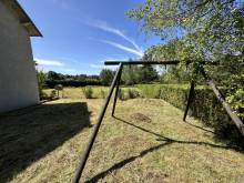 Maison mitoyenne avec jardinet en campagne de Mars