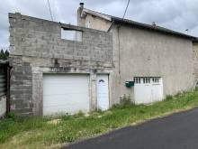 Petite maison mitoyenne avec terrasse à Saint Agrève