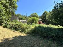 Hameau isolé proche du Golf du Chambon sur Lignon sur plus de 6 hectares