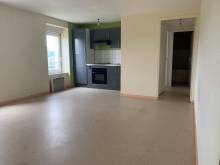 Appartement au 2ème étage à rafraichir au centre du village du Chambon sur Lignon