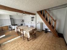 Maison à rénover avec jardin et garage à Saint Agrève