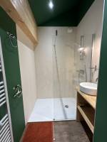 Maison de bourg entièrement rénovée avec jardin à Chenereilles