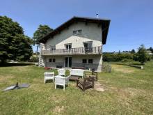 Propriété sur 8 000 m² de terrain proche du village de Tence