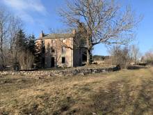 Presbytère dans bel environnement aux Vastres
