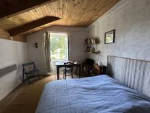 Ferme dans un hameau à rénover aux Vastres