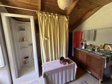 Ferme dans un hameau à rénover aux Vastres