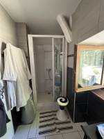 Coquette maison en pierre mitoyenne en campagne du Chambon sur Lignon