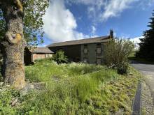 Ferme à rénover sur plus d'1,7 Ha à Araules