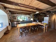 Hameau isolé proche du Golf du Chambon sur Lignon sur plus de 6 hectares